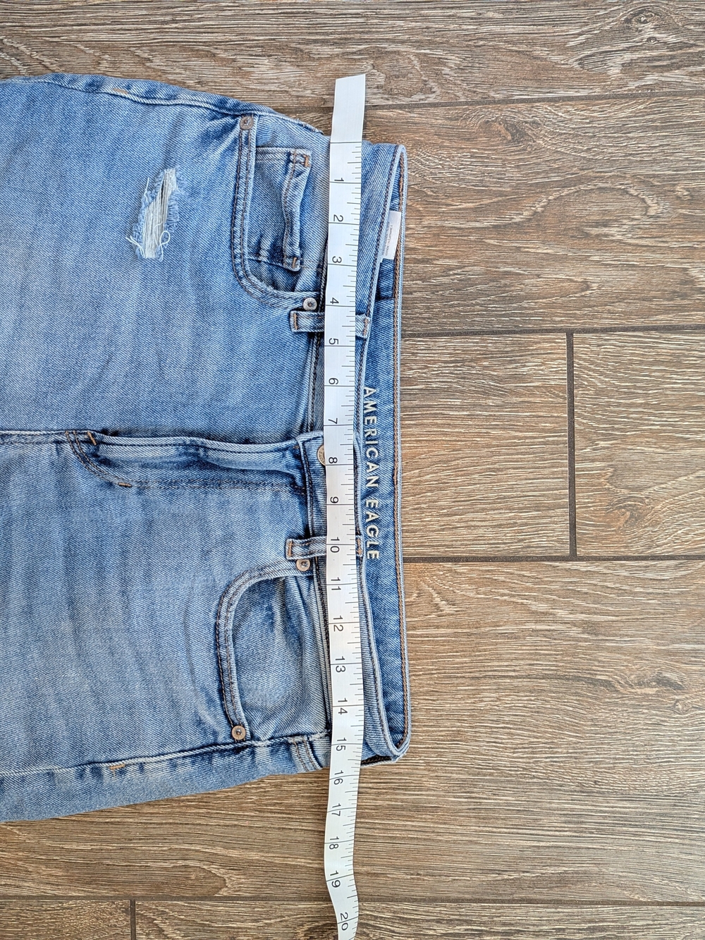 American Eagle Mom Jeans Size 10 Medium Wash High Rise 27 Inch Inseam - Picture 8 of 11
